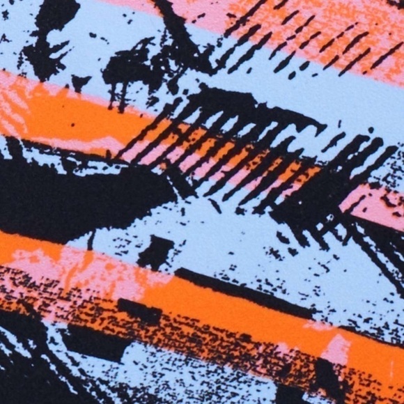 LULULEMON Speed Up Crop 20” Inversion Multi Colored pink purple orange black 6 - Picture 4 of 12